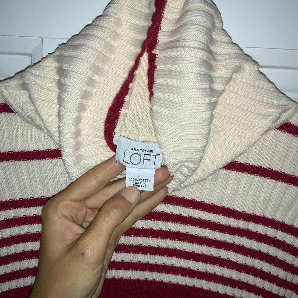 sweater - Picture 2 of 3